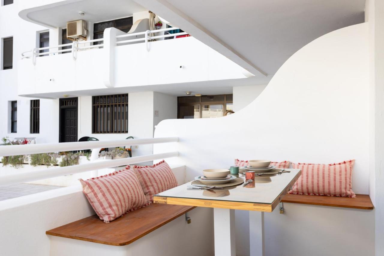 Home2Book Charming Seaside Apt El Medano, Terrace Екстериор снимка