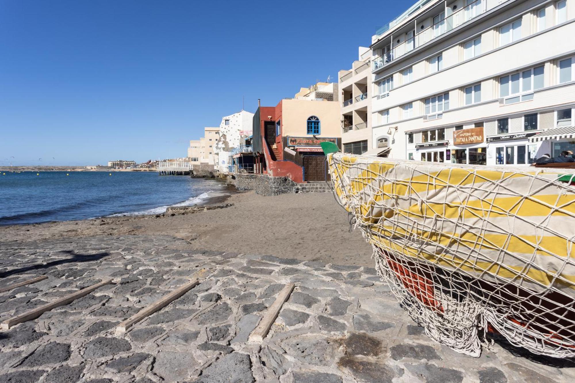 Home2Book Charming Seaside Apt El Medano, Terrace Екстериор снимка